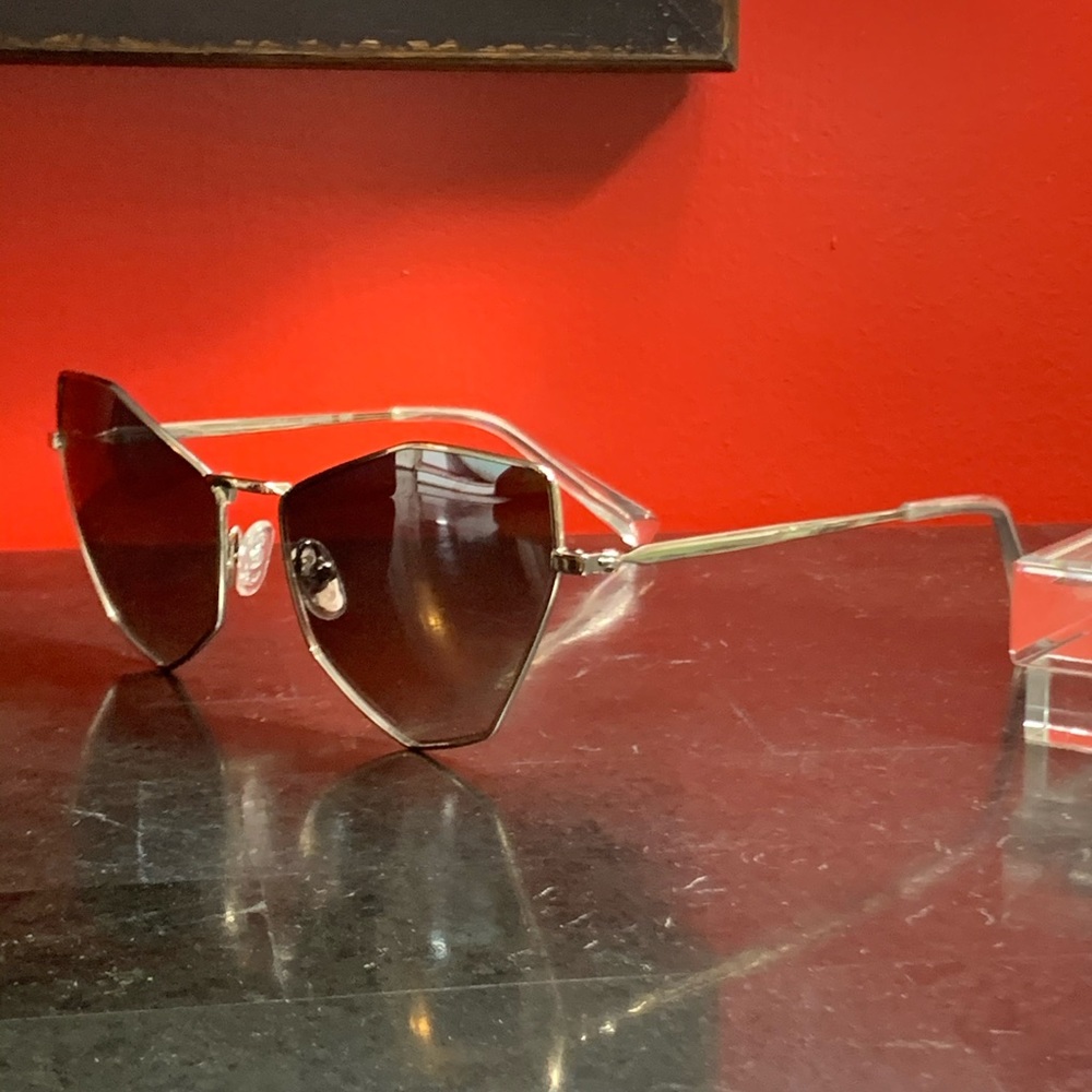 KENDALL + KYLIE Metal Cat-Eye Sunglasses BRAND NEW! Jenner $160 RETAIL - Picture 13 of 16